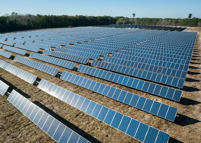 Large-scale solar power plant